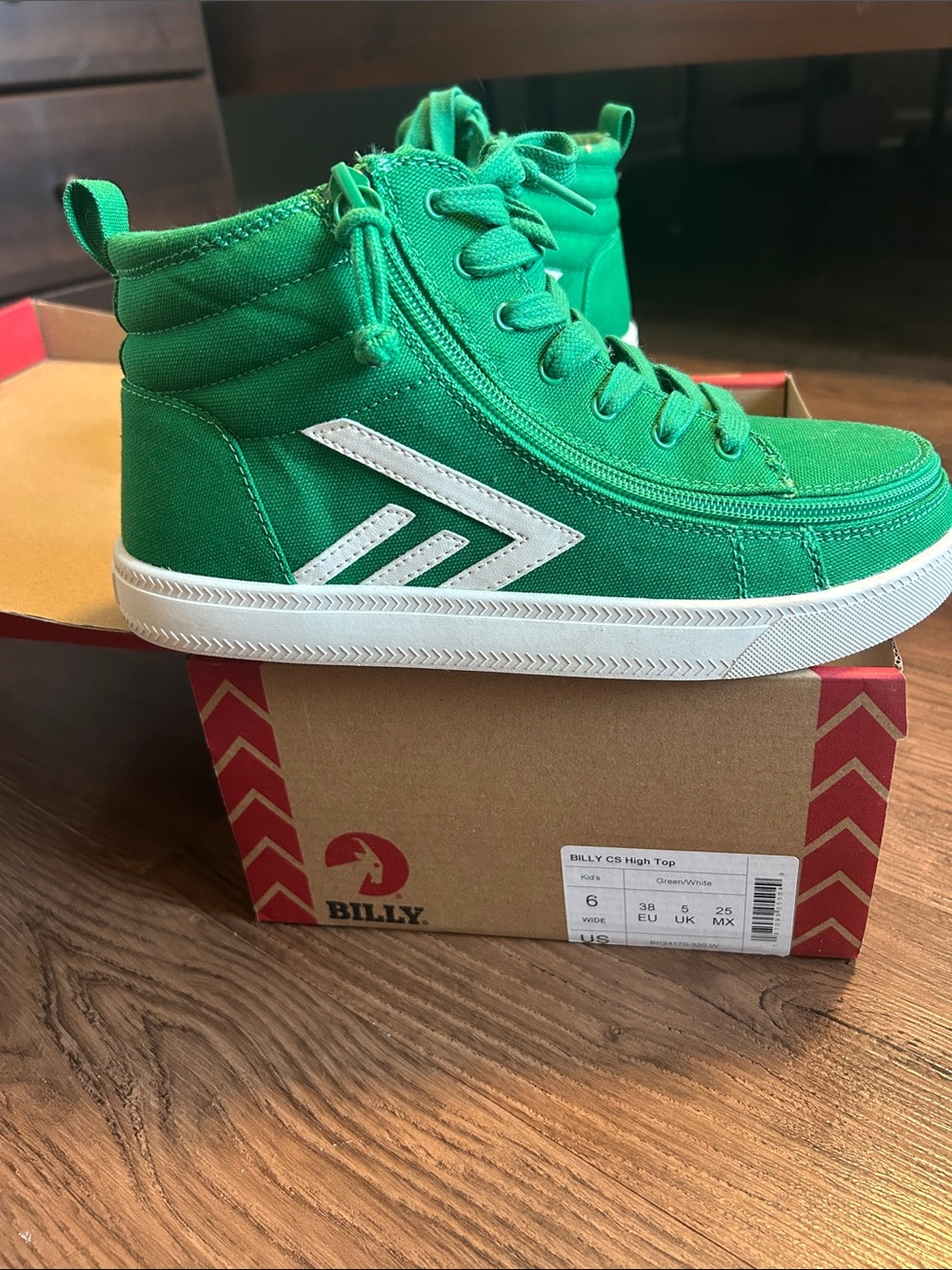 Billy Green High-Top Kids' Sneakers with White Accent